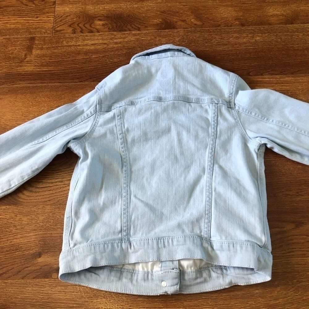 Wonder Nation light wash denim jacket with Stars in size S (6-6x)